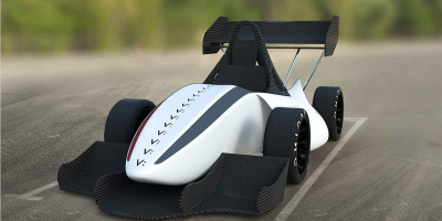 Studenti in pista per progettare un prototipo di auto da corsa, partecipa al progetto Formula SAE